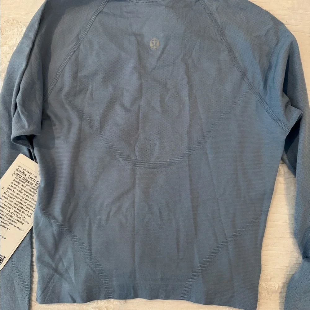 NWT Lululemon swiftly tech cropped long sleeve shirt - Picture 3 of 4